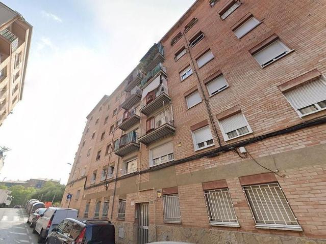 Piso en venta en calle Del Bages, Terrassa, de 75 m² 3 habitaciones por 96.649