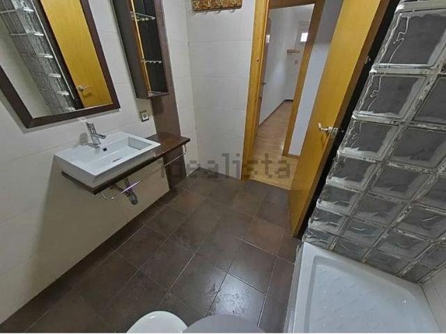 Piso en venta en calle Del Baró de Sant Lluís, Barcelona, de 62 m² 2 habitaciones por 230.000