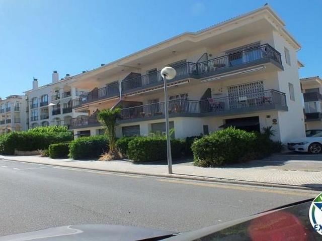 Piso en venta en calle Del Bergantí, Roses, de 32 m² 1 habitación por 139.000