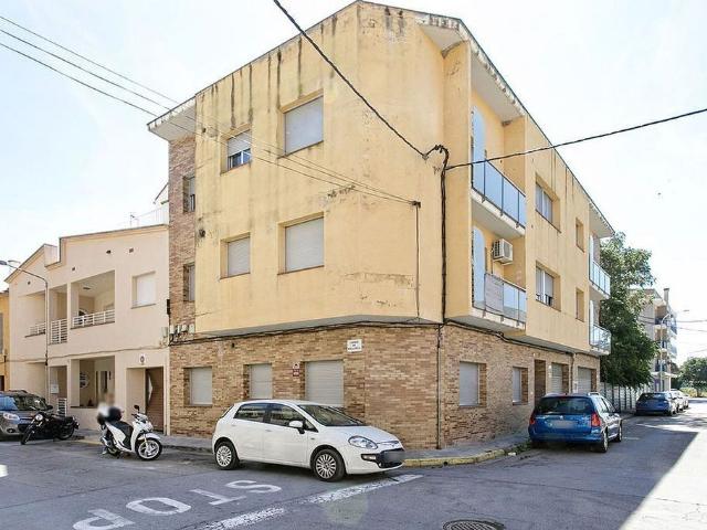 Piso en venta en calle Del Bruc, Tordera, de 138 m² 4 habitaciones por 185.000