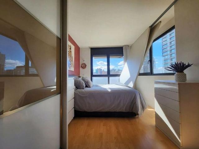Piso en venta en calle Del Cinca, Barcelona, de 44 m² 1 habitación por 315.000