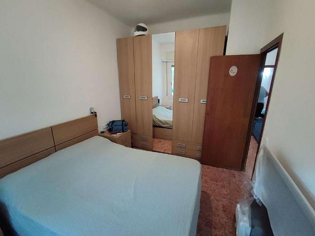 Piso en venta en calle Del Comte Borrell, Barcelona, de 63 m² 3 habitaciones por 465.000