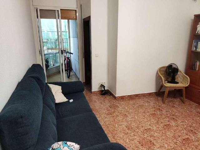 Piso en venta en calle Del Comte Borrell, Barcelona, de 63 m² 3 habitaciones por 465.000
