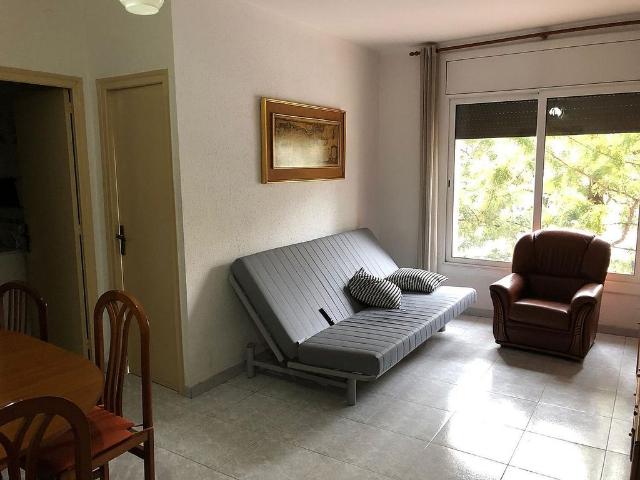 Piso en venta en calle Del Comte D'urgell y Sepúlveda, Barcelona, de 85 m² 3 habitaciones por 395.000