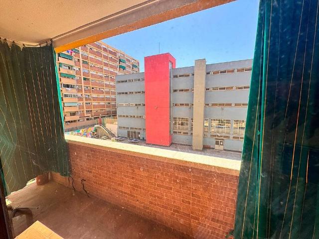 Piso en venta en calle Del Concili de Trento, Barcelona, de 78 m² 3 habitaciones por 259.000