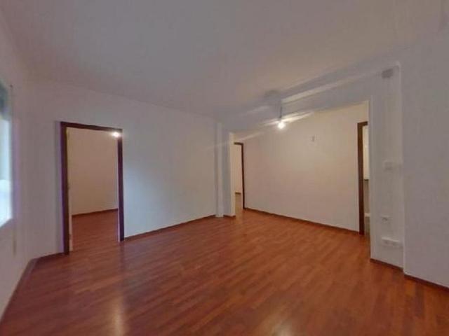 Piso en venta en calle Del Concili de Trento, Barcelona, de 88 m² 1 habitación por 218.835