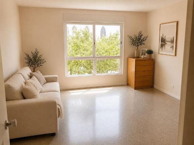Piso en venta en calle Del Doctor Aiguader, Barcelona, de 116 m² 4 habitaciones por 380.000