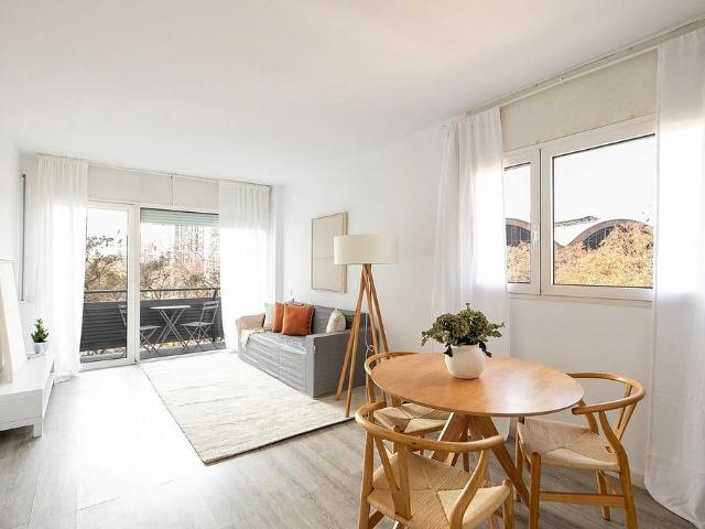 Piso en venta en calle Del Doctor Aiguader, Barcelona, de 63 m² 2 habitaciones por 395.000