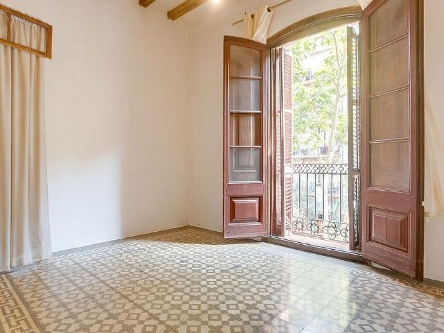 Piso en venta en calle Del Dos de Maig, Barcelona, de 90 m² 2 habitaciones por 425.000