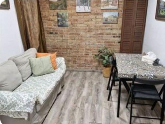 Piso en venta en calle Del Farell, Barcelona, de 58 m² 2 habitaciones por 338.000
