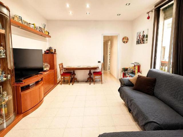 Piso en venta en calle Del General Álvarez de Castro, Barcelona, de 85 m² 4 habitaciones por 495.000