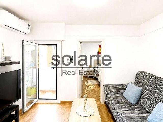 Piso en venta en calle Del General Prim, Hospitalet de Llobregat, L´, de 48 m² 3 habitaciones por 230.000