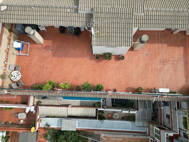 Piso en venta en calle Del Llenguadoc, Sabadell, de 85 m² 4 habitaciones por 239.900 €