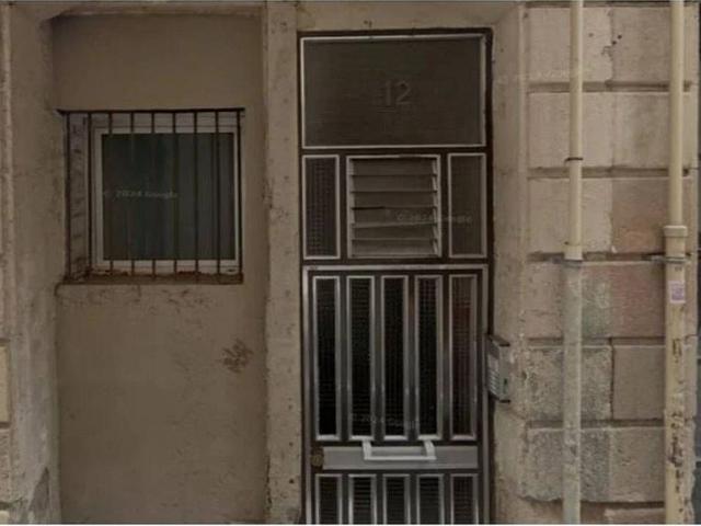 Piso en venta en calle Del Lleó, Barcelona, de 63 m² 2 habitaciones por 166.000