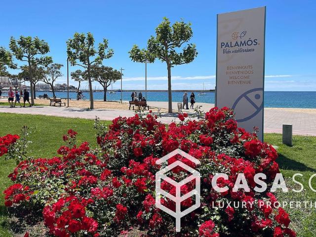 Piso en venta en calle Del Mar, Palamós, de 81 m² 3 habitaciones por 250.000