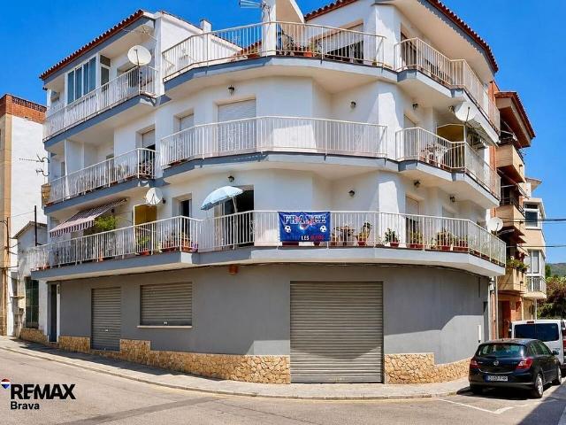 Piso en venta en calle Del Massís de Garraf, Roses, de 42 m² 1 habitación por 129.000