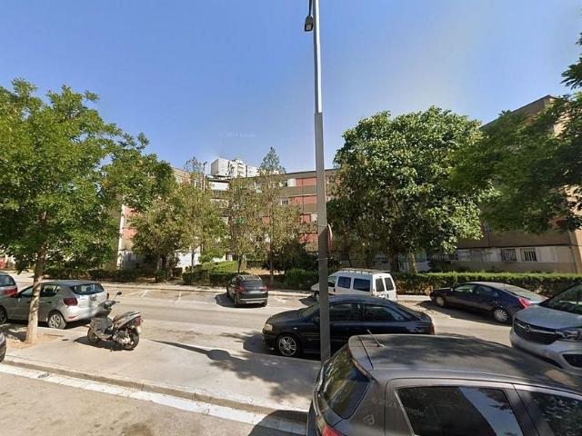 Piso en venta en calle Del Mediterráneo, Roca del Vallès, la, de 60 m² 3 habitaciones por 115.000
