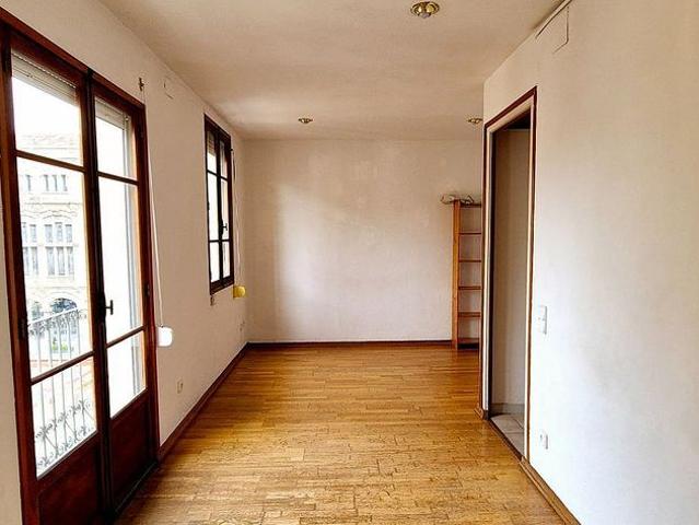 Piso en venta en calle Del Moianès, Barcelona, de 50 m² 1 habitación por 250.000
