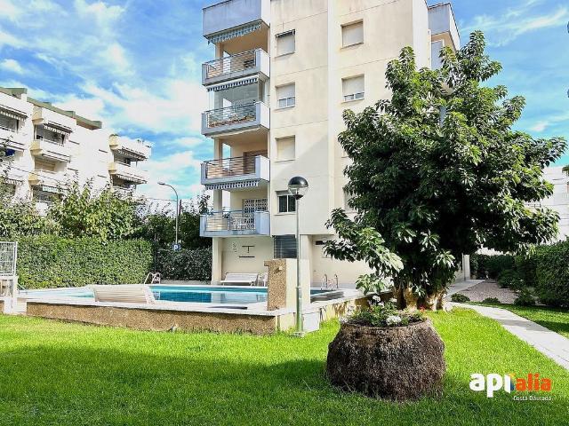 Piso en venta en calle Del Nord, Salou, de 62 m² 3 habitaciones por 210.000