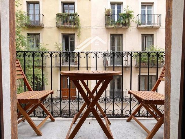 Piso en venta en calle Del Nou, Barcelona, de 67 m² 2 habitaciones por 399.000