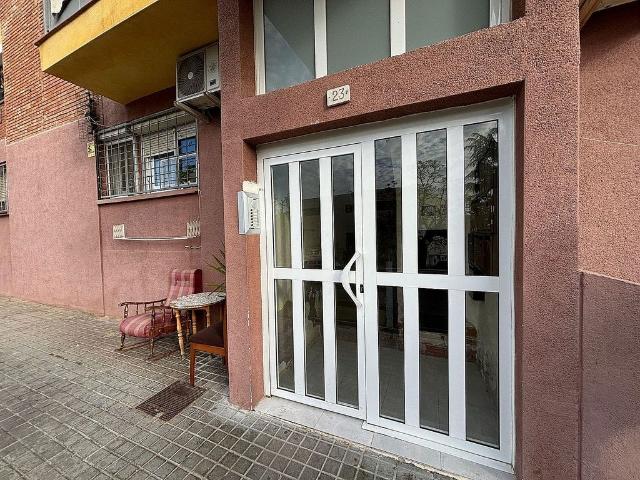 Piso en venta en calle Del Nou D'abril, Montornès del Vallès, de 47 m² 2 habitaciones por 109.000