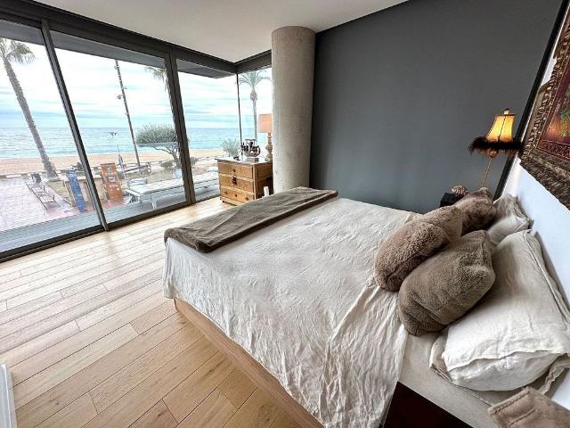 Piso en venta en calle Del Pintor Huguet, Lloret de Mar, de 110 m² 3 habitaciones por 620.000