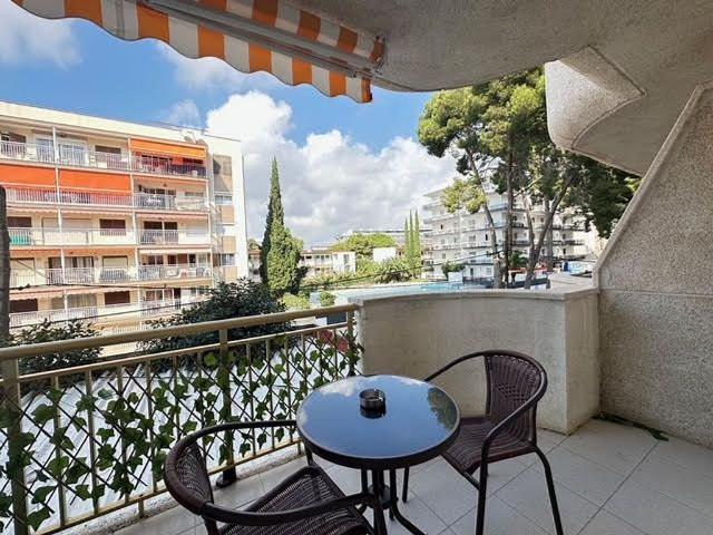 Piso en venta en calle Del Priorat, Salou, de 40 m² 1 habitación por 155.000