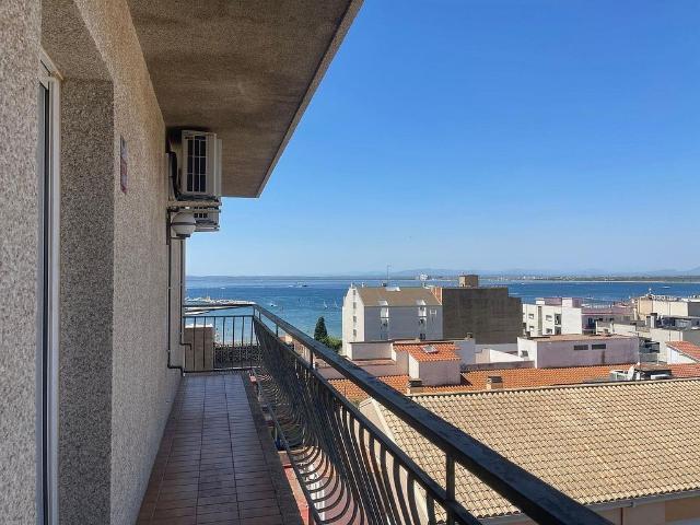 Piso en venta en calle Del Puig Rom, Roses, de 97 m² 4 habitaciones por 399.000