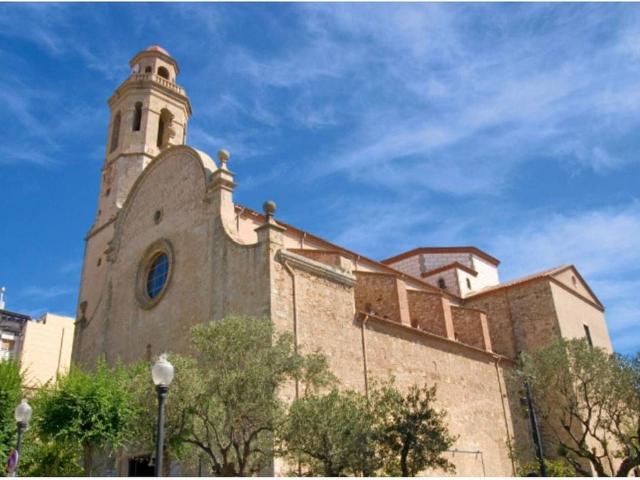 Piso en venta en calle Del Raval, Calella, de 75 m² 3 habitaciones por 145.000