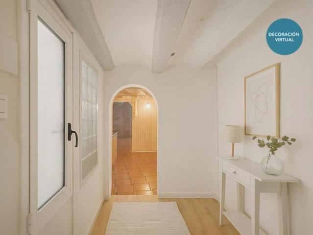 Piso en venta en calle Del Regomir, Barcelona, de 115 m² 1 habitación por 350.000