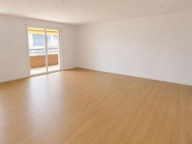 Piso en venta en calle Del Rosselló, Barcelona, de 105 m² 4 habitaciones por 750.000