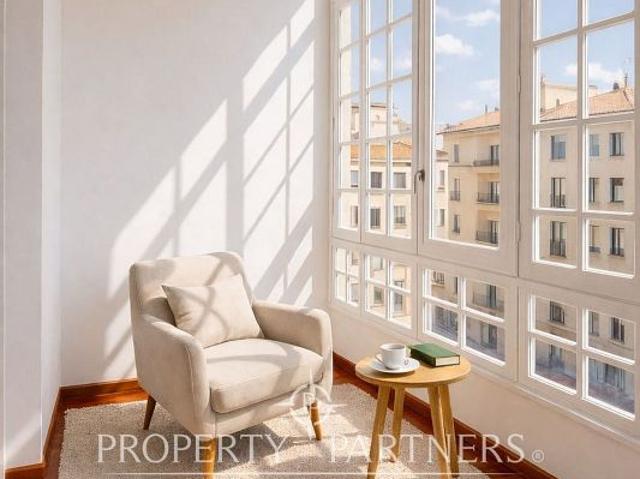 Piso en venta en calle Del Rosselló, Barcelona, de 106 m² 3 habitaciones por 795.000