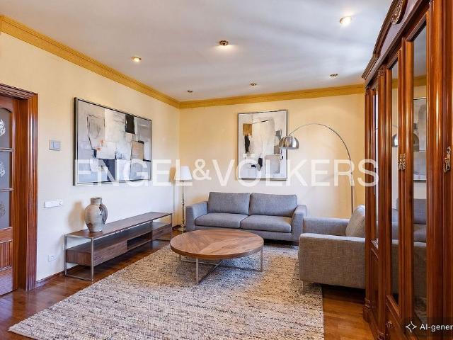 Piso en venta en calle Del Rosselló, Barcelona, de 115 m² 3 habitaciones por 775.000