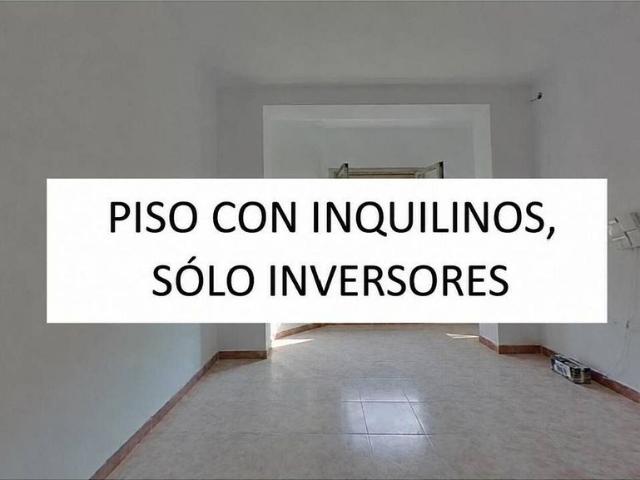 Piso en venta en calle Del Rosselló, Hospitalet de Llobregat, L´, de 60 m² 3 habitaciones por 124.380