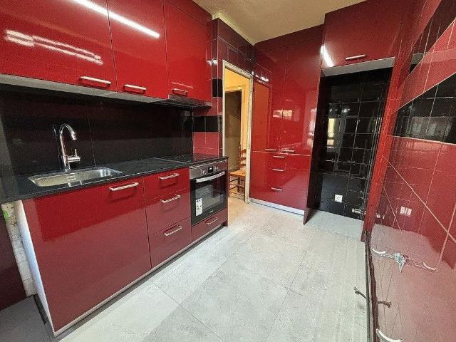 Piso en venta en calle Del Secretari Moret, Sant Joan les Fonts, de 60 m² 3 habitaciones por 175.000