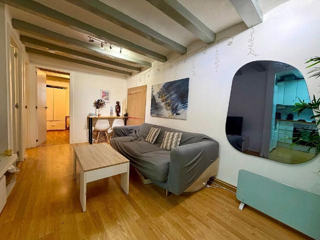 Piso en venta en calle D'elkano, Barcelona, de 50 m² 2 habitaciones por 249.000