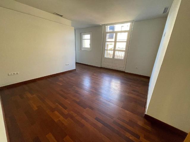 Piso en venta en calle Dels Canvis Nous, Barcelona, de 50 m² 2 habitaciones por 355.000