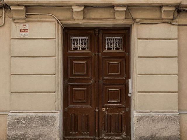 Piso en venta en calle Dels Lledó, Barcelona, de 54 m² 2 habitaciones por 179.000