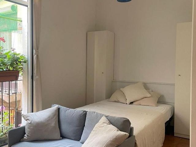 Piso en venta en calle Dels Salvador, Barcelona, de 38 m² 1 habitación por 140.000