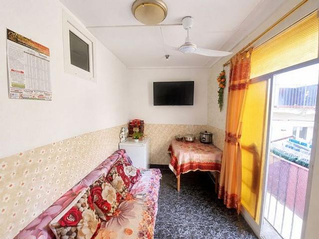 Piso en venta en calle Dels Salvador, Barcelona, de 40 m² 3 habitaciones por 165.000