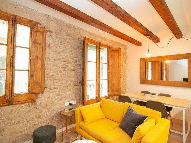 Piso en venta en calle Dels Tiradors, Barcelona, de 42 m² 1 habitación por 200.000