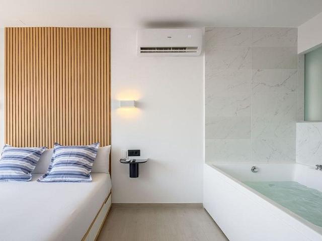 Piso en venta en calle Delta Muga, Castelló d´Empúries, de 27 m² 1 habitación por 128.000