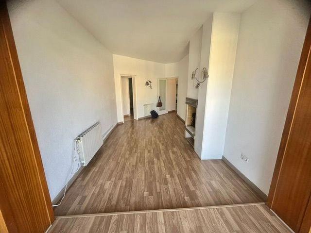 Piso en venta en calle D'entença, Barcelona, de 80 m² 4 habitaciones por 520.000