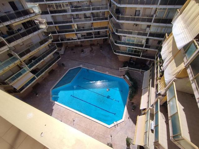 Piso en venta en calle D'escaladei, Salou, de 47 m² 2 habitaciones por 197.500