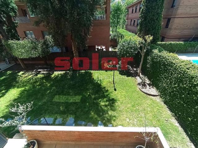 Piso en venta en calle D'esteve Pila, Sant Cugat del Vallès, de 112 m² 4 habitaciones por 780.000