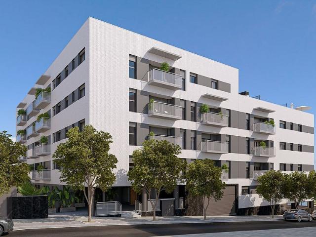 Piso en venta en calle Deuropa, Montcada i Reixac, de 130 m² 4 habitaciones por 404.000