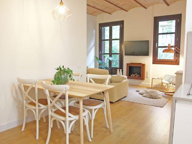 Piso en venta en calle Diputacio, Barcelona, de 55 m² 2 habitaciones por 350.000