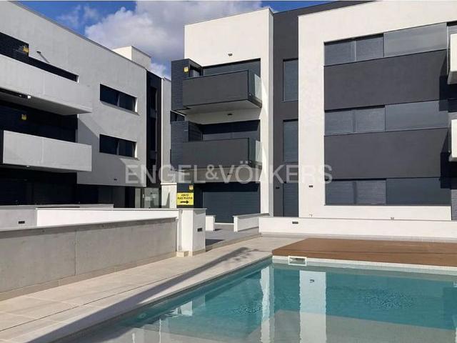 Piso en venta en calle Doctor Fleming, Cubelles, de 57 m² 2 habitaciones por 273.216