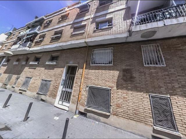 Piso en venta en calle D'orió, Badalona, de 62 m² 1 habitación por 68.000
