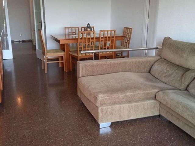 Piso en venta en calle Europa, Tarragona, de 85 m² 4 habitaciones por 185.000